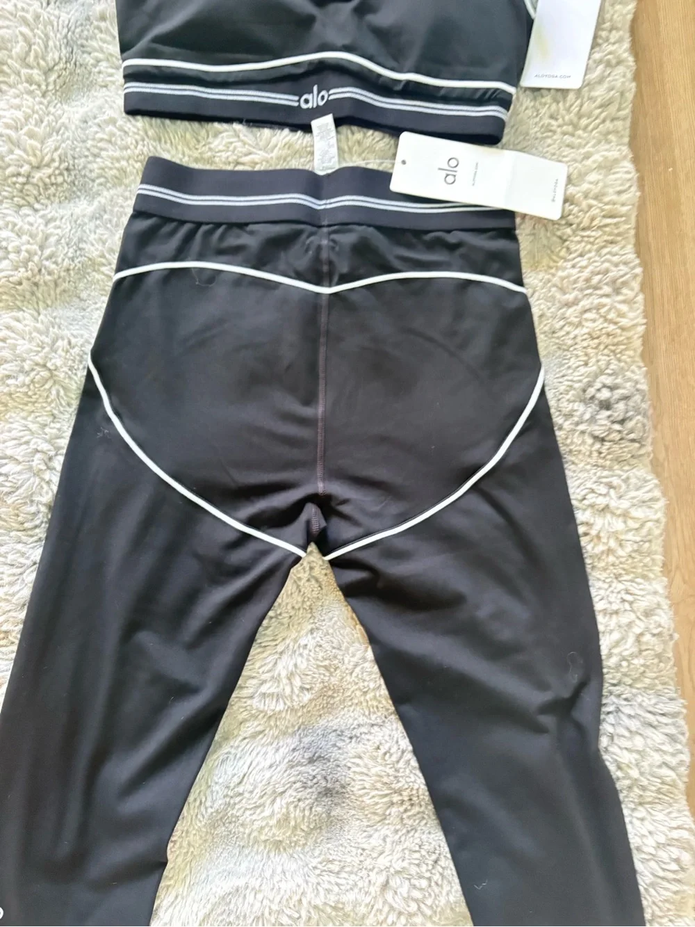 ALO Yoga Set for Women Black and White Two Piece Set